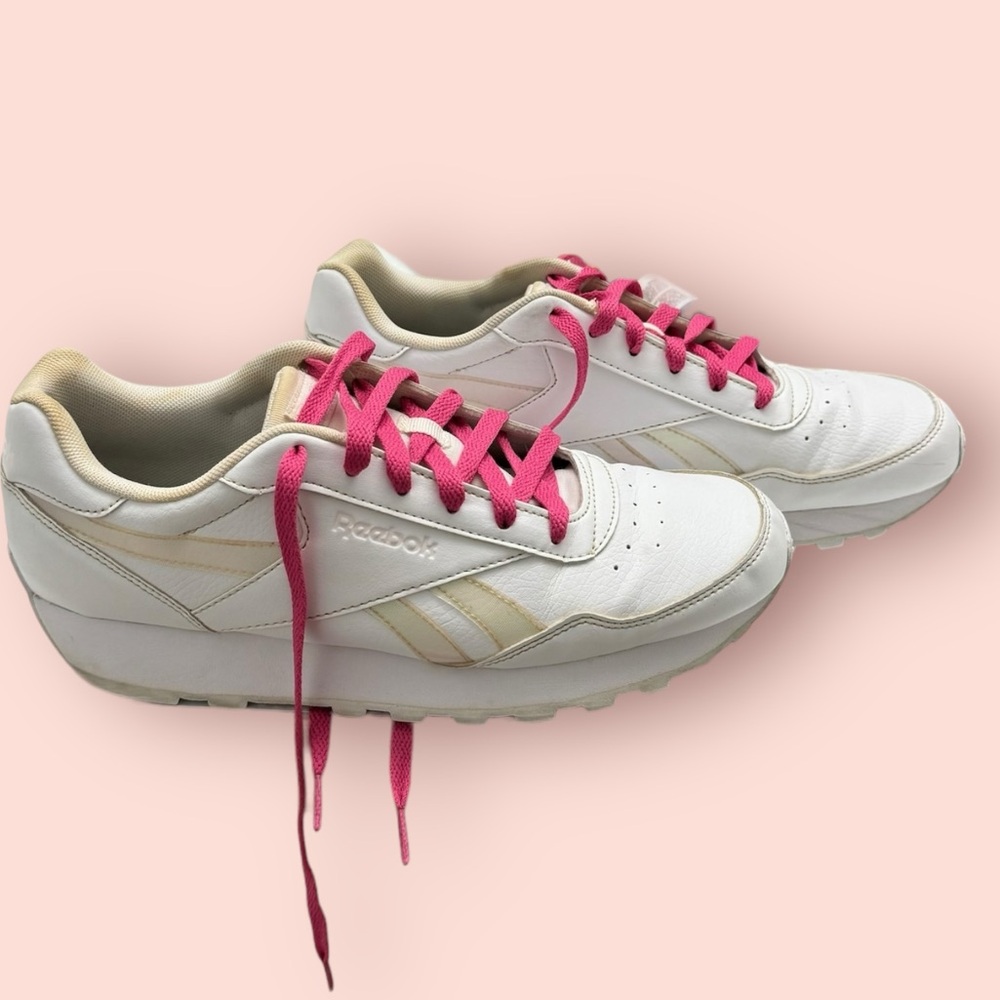 Reebok Classic Women’s White Pink Leather Sneakers Size 9